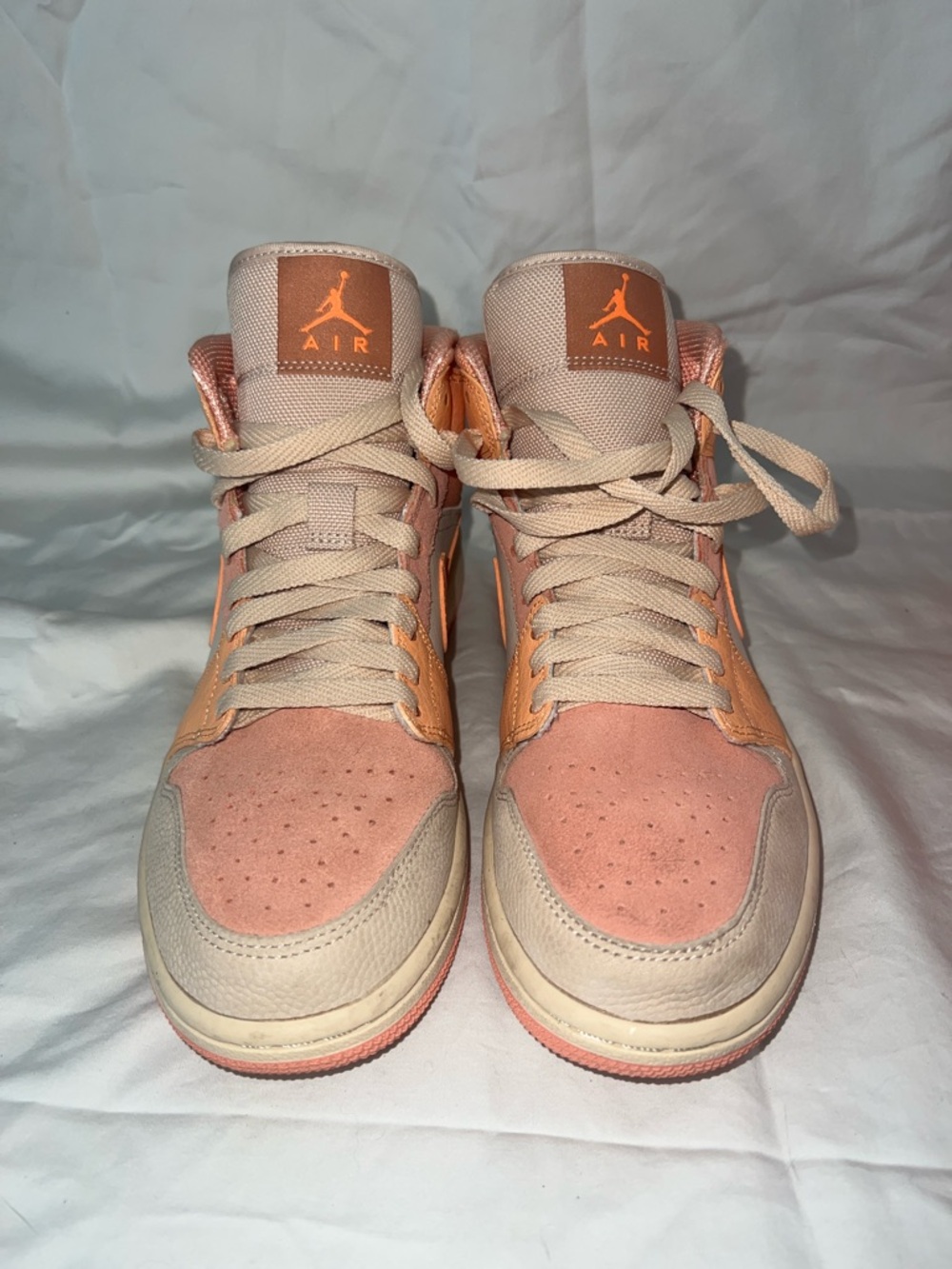Women’s Jordan 1 “Apricot” colorway